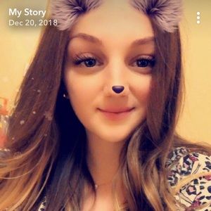 Meet your Posher, Leah